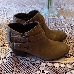 Indigo Rd Women’s Ankle Boots